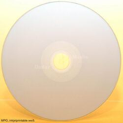  Ein leerer, runder CD-Rohling mit einer glatten, weißen Oberfläche, ideal für den Druck mit einem Inkjet-Drucker.