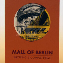 Grafik mit der Aufschrift "Mall of Berlin" und dem Slogan "Shopping is coming home", umgeben von einem stilisierten Bild des Einkaufszentrums.
