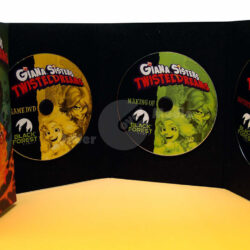 Sonderanfertigung: DVD-Set mit Spiel, Making-of und Soundtrack zu Giana Sisters: Twisted Dreams